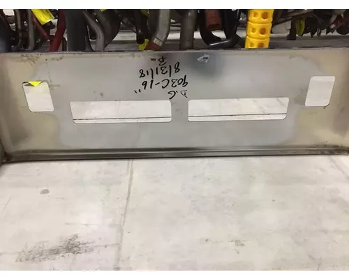 VOLVO VNL Gen 1 Bumper Assembly, Front