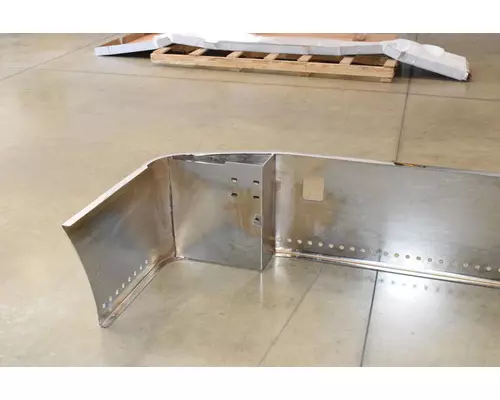 VOLVO VNL Gen 1 Bumper Assembly, Front