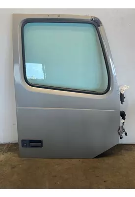 VOLVO VNL Gen 1 Door Assembly, Front