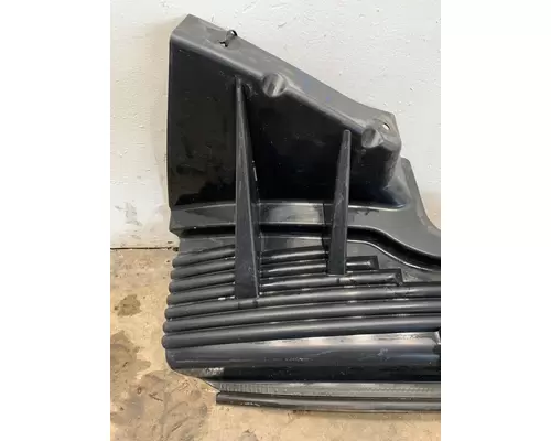 VOLVO VNL Gen 1 Fender Extension