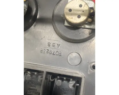 VOLVO VNL Gen 1 Heater or Air Conditioner Parts, Misc.