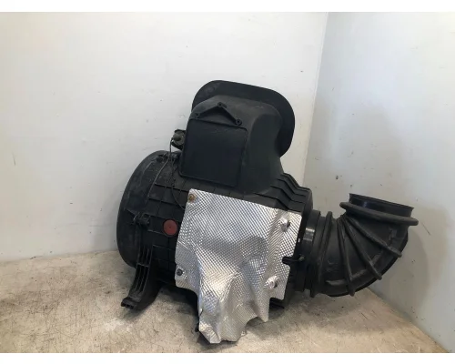 VOLVO VNL Gen 2 Air Cleaner