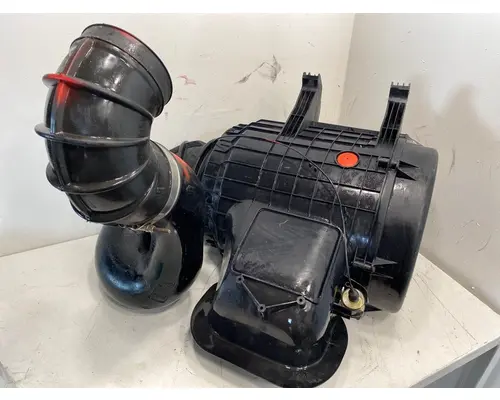 VOLVO VNL Gen 2 Air Cleaner