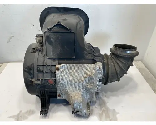 VOLVO VNL Gen 2 Air Cleaner