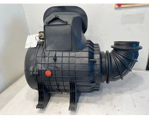 VOLVO VNL Gen 2 Air Cleaner