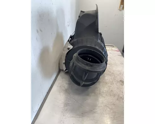 VOLVO VNL Gen 2 Air Cleaner