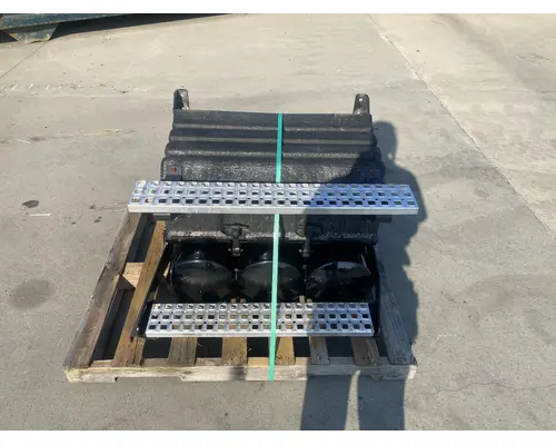 VOLVO VNL Gen 2 Battery Box