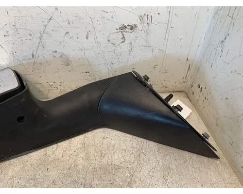 VOLVO VNL Gen 2 Body Parts, Misc.