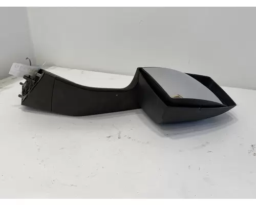 VOLVO VNL Gen 2 Body Parts, Misc.
