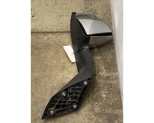 VOLVO VNL Gen 2 Body Parts, Misc.