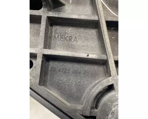 VOLVO VNL Gen 2 Body Parts, Misc.