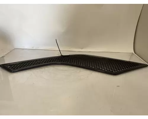 VOLVO VNL Gen 2 Body Parts, Misc.