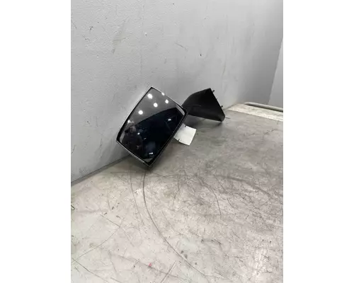 VOLVO VNL Gen 2 Body Parts, Misc.