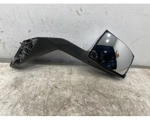 VOLVO VNL Gen 2 Body Parts, Misc.