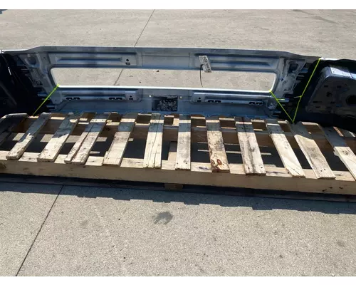 VOLVO VNL Gen 2 Bumper Assembly, Front