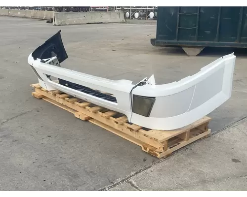 VOLVO VNL Gen 2 Bumper Assembly, Front