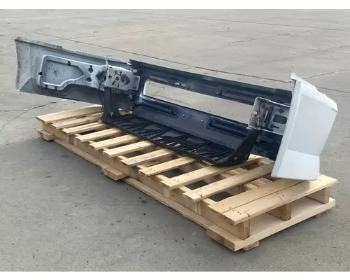 VOLVO VNL Gen 2 Bumper Assembly, Front