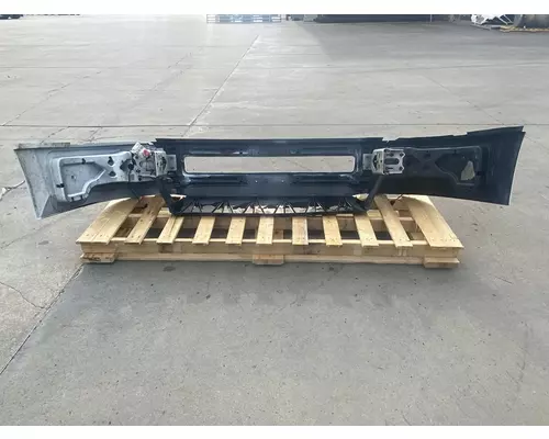 VOLVO VNL Gen 2 Bumper Assembly, Front