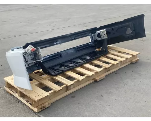VOLVO VNL Gen 2 Bumper Assembly, Front
