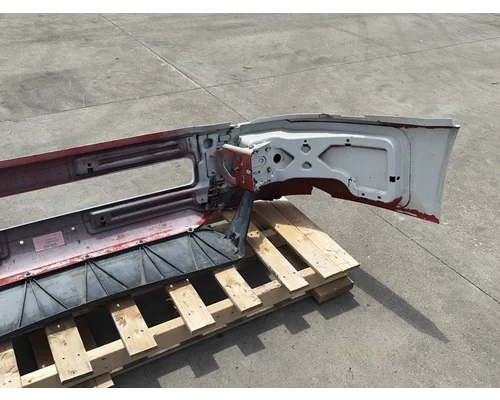 VOLVO VNL Gen 2 Bumper Assembly, Front