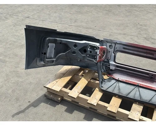 VOLVO VNL Gen 2 Bumper Assembly, Front