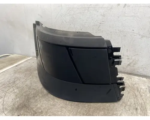 VOLVO VNL Gen 2 Bumper End Cap