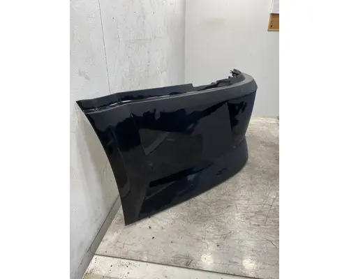 VOLVO VNL Gen 2 Bumper End Cap