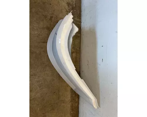 VOLVO VNL Gen 2 Bumper End Section