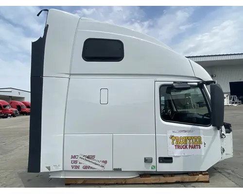 VOLVO VNL Gen 2 Cab