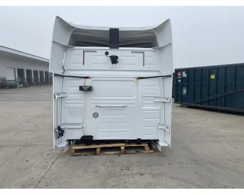 VOLVO VNL Gen 2 Cab