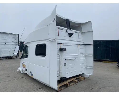 VOLVO VNL Gen 2 Cab
