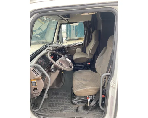 VOLVO VNL Gen 2 Cab