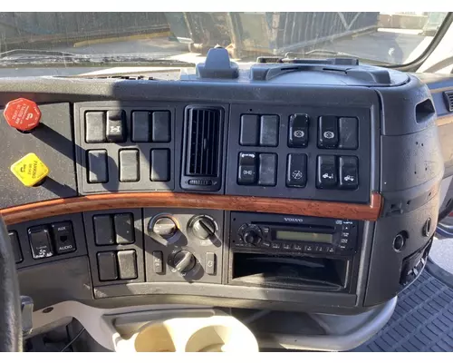 VOLVO VNL Gen 2 Cab