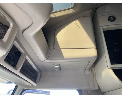 VOLVO VNL Gen 2 Cab