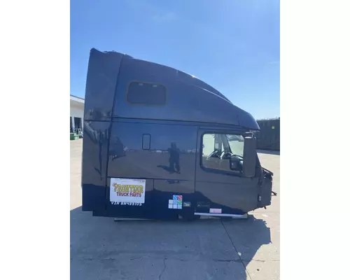 VOLVO VNL Gen 2 Cab