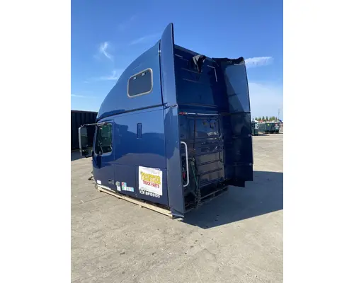 VOLVO VNL Gen 2 Cab