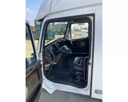 VOLVO VNL Gen 2 Cab