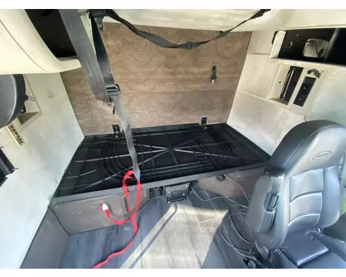 VOLVO VNL Gen 2 Cab