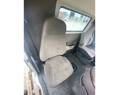 VOLVO VNL Gen 2 Cab