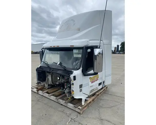 VOLVO VNL Gen 2 Cab