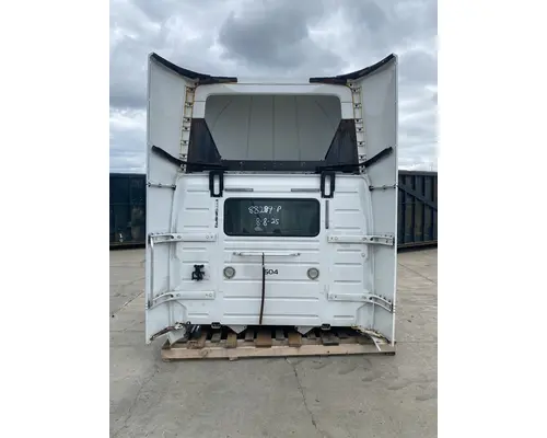 VOLVO VNL Gen 2 Cab