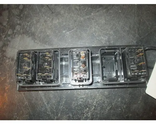 VOLVO VNL Gen 2 Dash  Console Switch