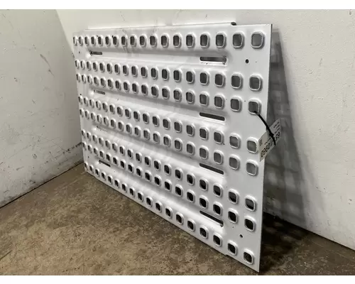 VOLVO VNL Gen 2 Deck Plate