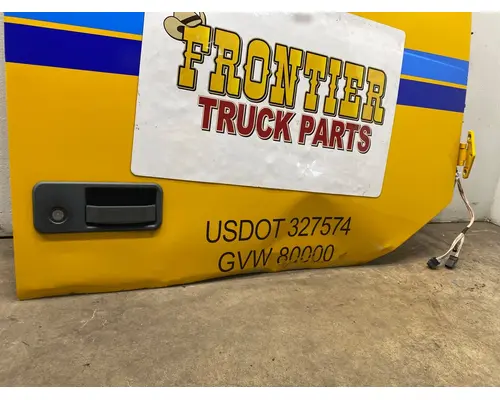 VOLVO VNL Gen 2 Door Assembly, Front