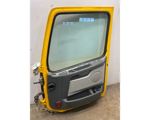 VOLVO VNL Gen 2 Door Assembly, Front