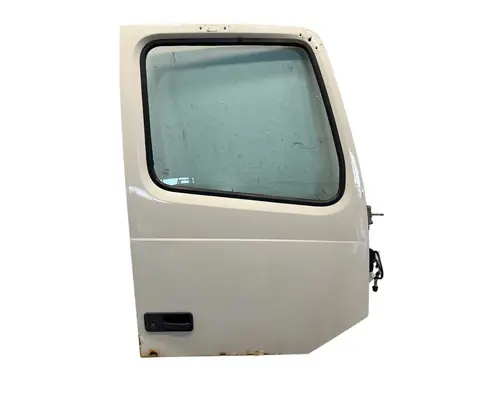 VOLVO VNL Gen 2 Door Assembly, Front