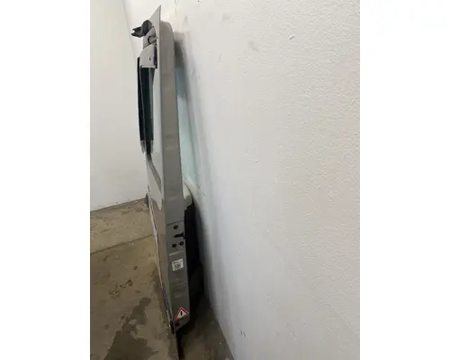VOLVO VNL Gen 2 Door Assembly, Front