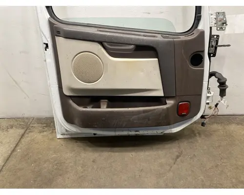 VOLVO VNL Gen 2 Door Assembly, Front