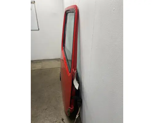 VOLVO VNL Gen 2 Door Assembly, Front