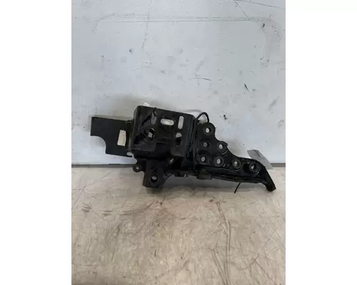 VOLVO VNL Gen 2 Frame HornBumper Mount